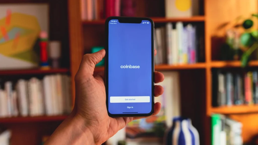 Crypto wallet Coinbase mobile application